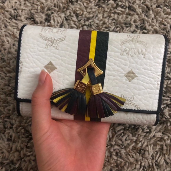 ‼️SOLD‼️MCM Three fold line tassel wallet - Picture 2 of 8